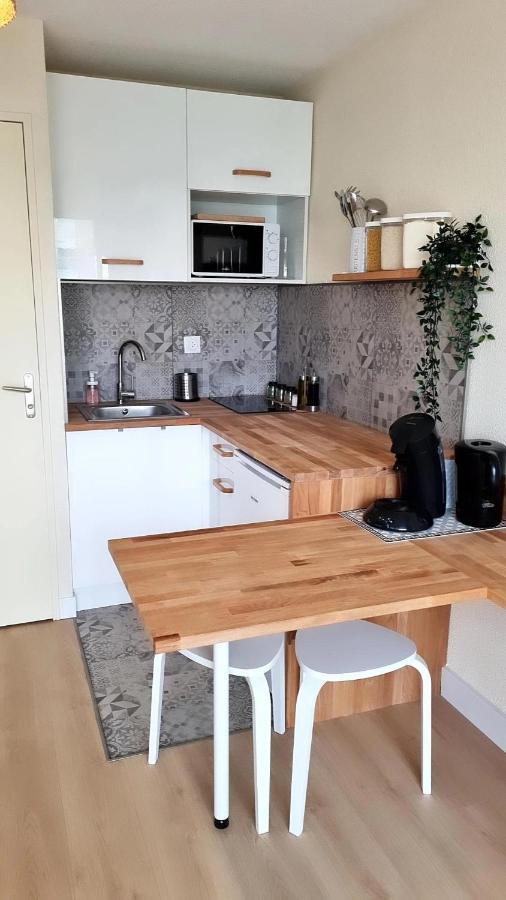 Studio Cabine Refait A Neuf A 3 Minutes A Pied De La Plage Appartement Le Grau-du-Roi Buitenkant foto
