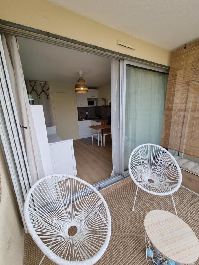 Studio Cabine Refait A Neuf A 3 Minutes A Pied De La Plage Appartement Le Grau-du-Roi Buitenkant foto