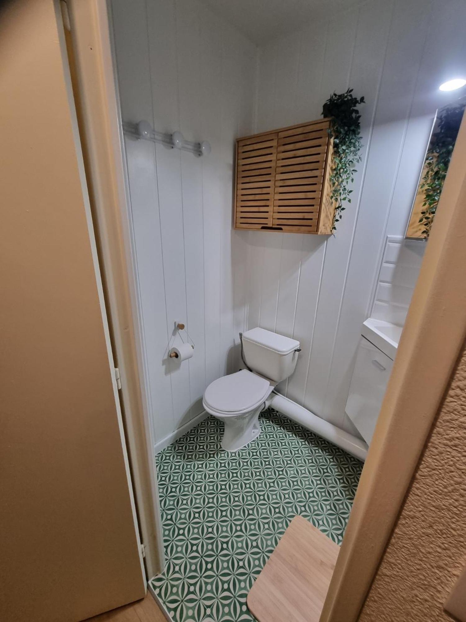 Studio Cabine Refait A Neuf A 3 Minutes A Pied De La Plage Appartement Le Grau-du-Roi Buitenkant foto