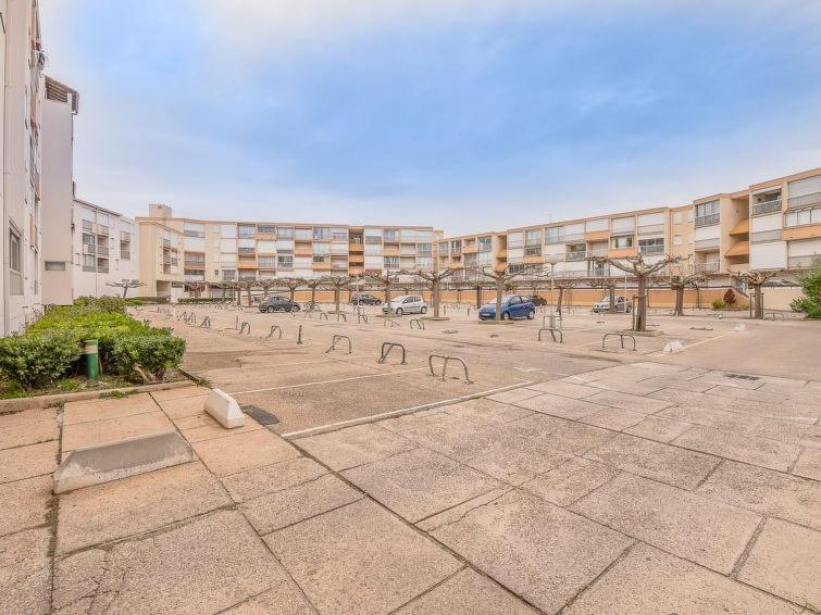 Studio Cabine Refait A Neuf A 3 Minutes A Pied De La Plage Appartement Le Grau-du-Roi Buitenkant foto